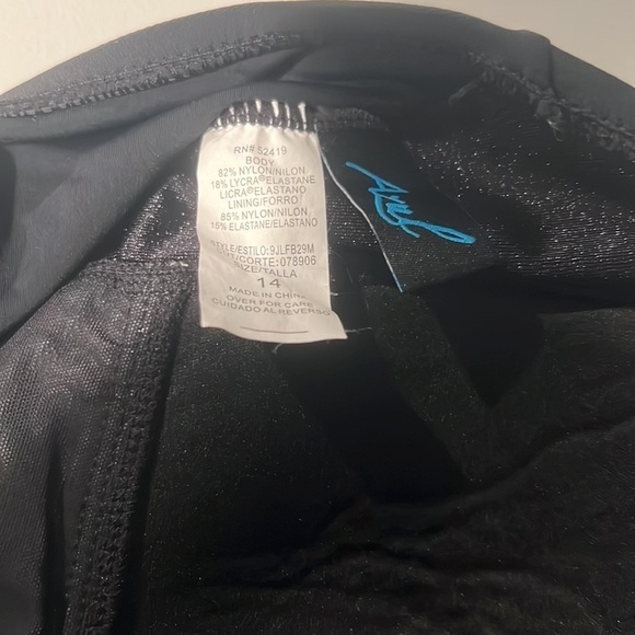 Azul by Maxine of Hollywood Floral One Piece Swim Suit Size 14 - Picture 6 of 6